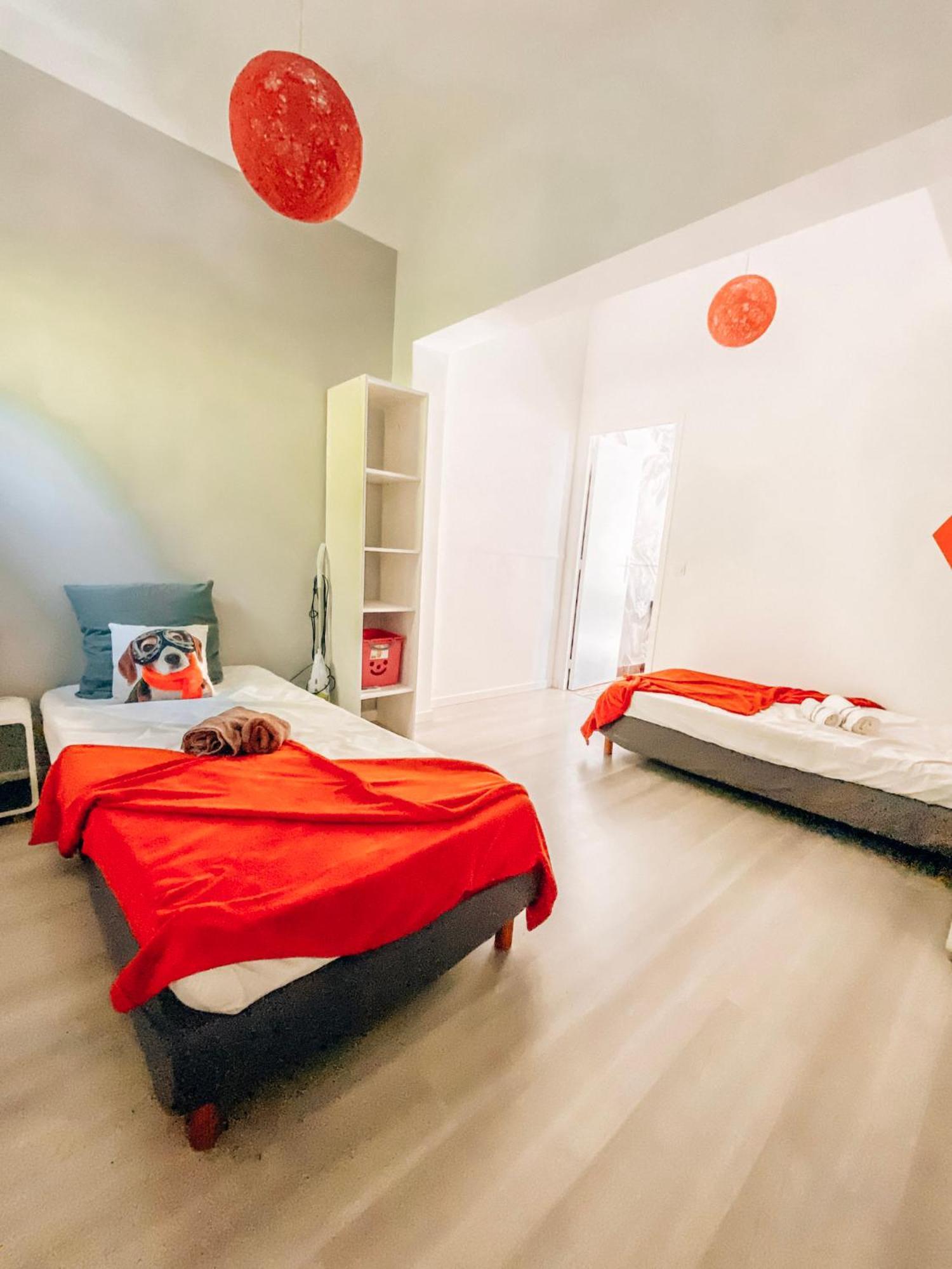 Reve D'Azur, 2 Chambres, Maison Julia En Bord De Mer A La Nartelle, Piscine Partagee, Parking & Terrasse Bbq, Wifi Et Draps Inclus Plage A Pied 圣马克西姆 外观 照片