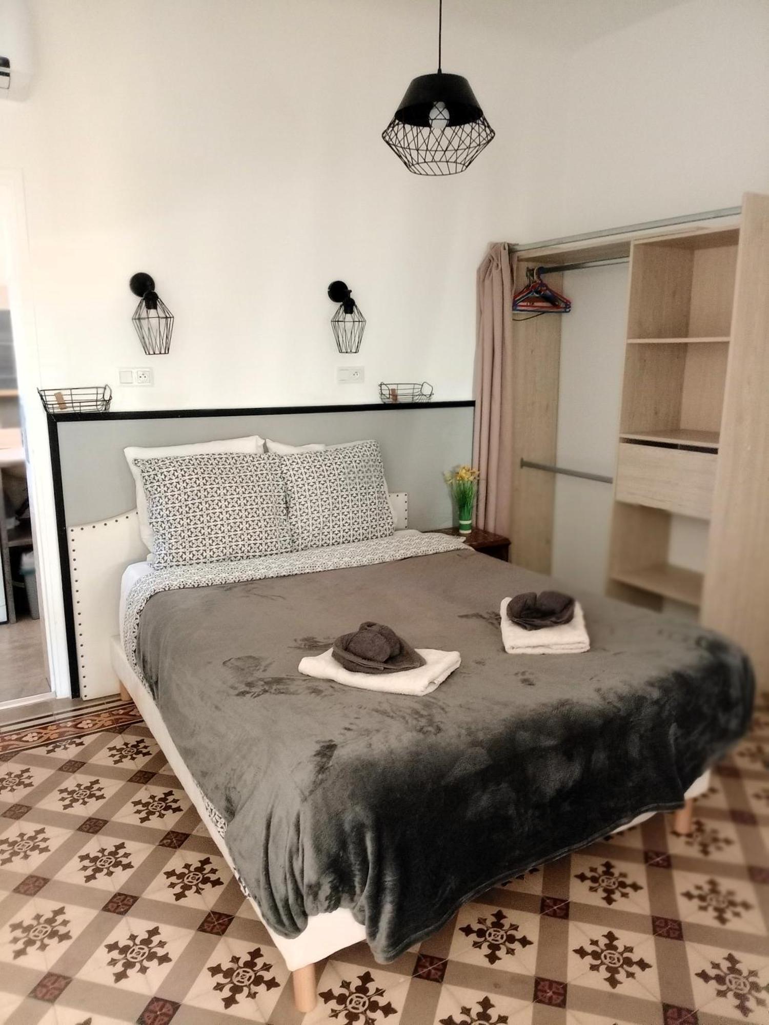 Reve D'Azur, 2 Chambres, Maison Julia En Bord De Mer A La Nartelle, Piscine Partagee, Parking & Terrasse Bbq, Wifi Et Draps Inclus Plage A Pied 圣马克西姆 外观 照片
