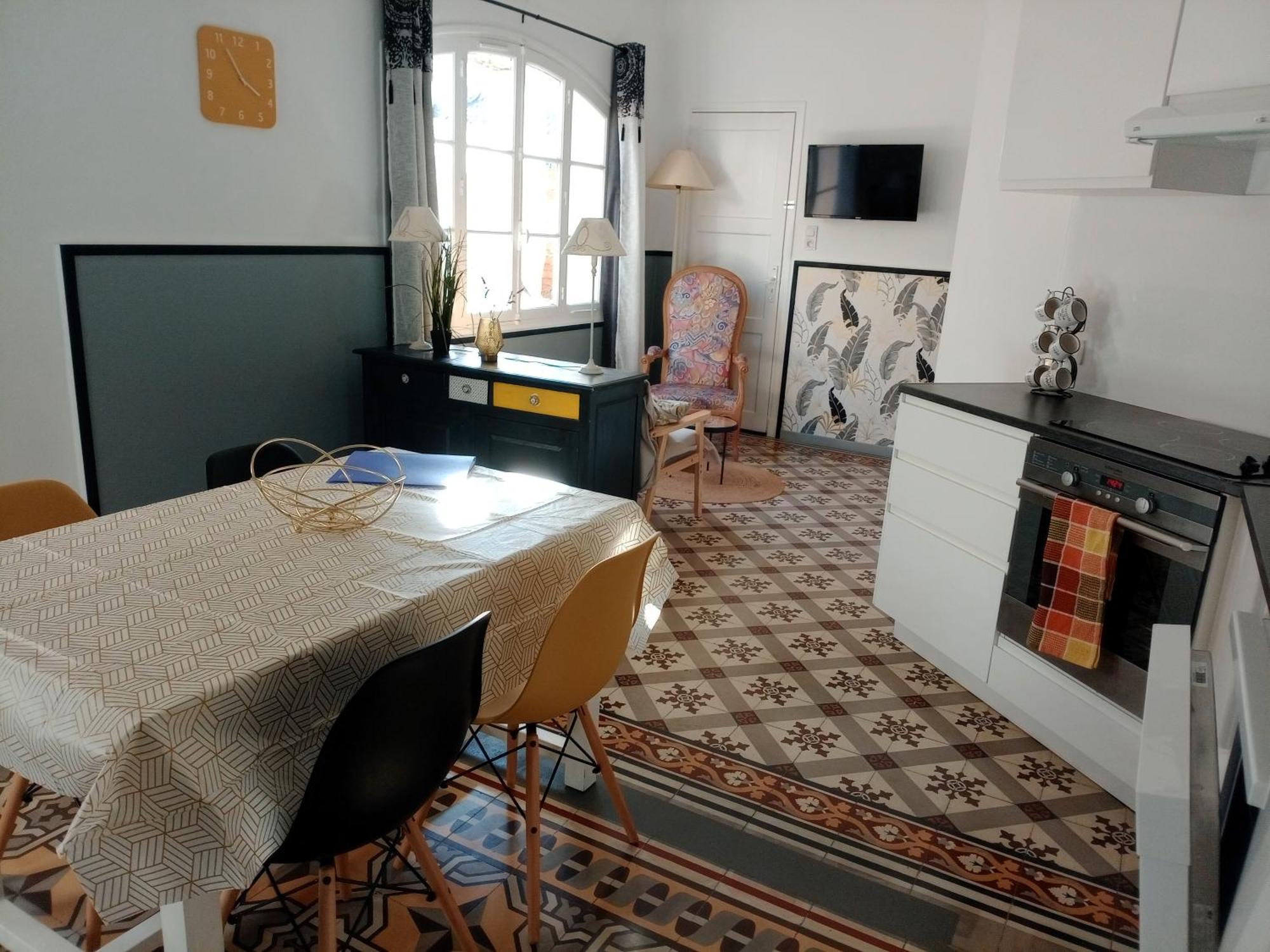 Reve D'Azur, 2 Chambres, Maison Julia En Bord De Mer A La Nartelle, Piscine Partagee, Parking & Terrasse Bbq, Wifi Et Draps Inclus Plage A Pied 圣马克西姆 外观 照片